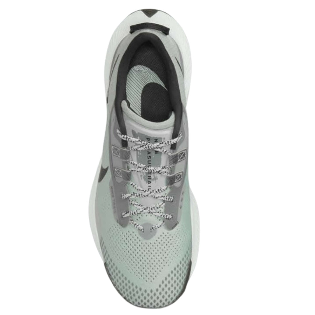 Nike Pegasus Trail 3 Light Green Sneakers UK 9