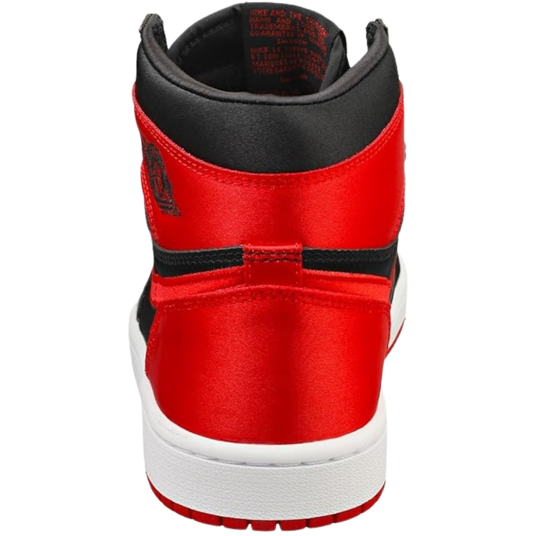 Nike Air Jordan 1 Retro High OG Sain Bred Red High Top Sneakers UK 8.5