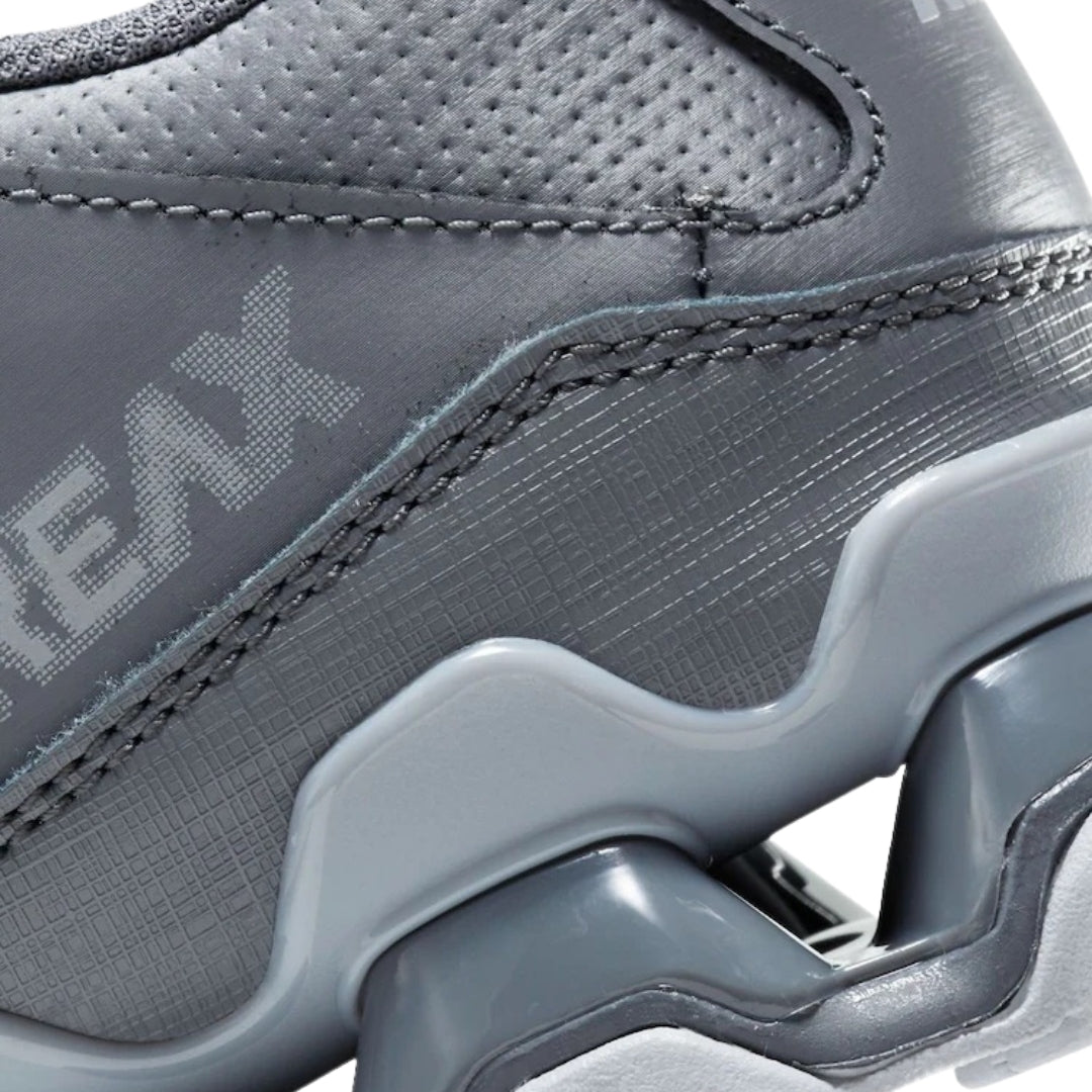 Nike Grey Reax 8 TR Gym Grey Trainers UK 8.5