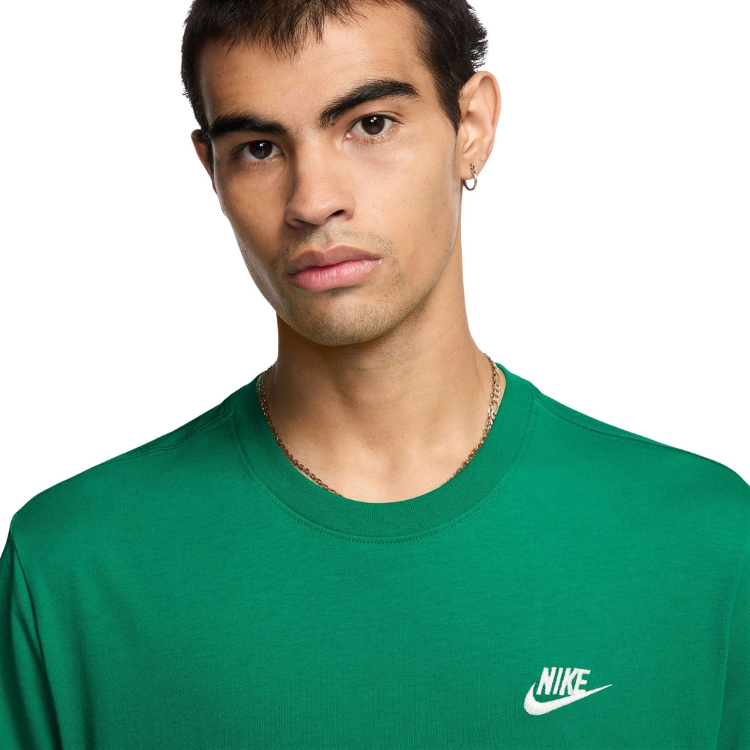 Nike Sportswear Club Green T-Shirt XS