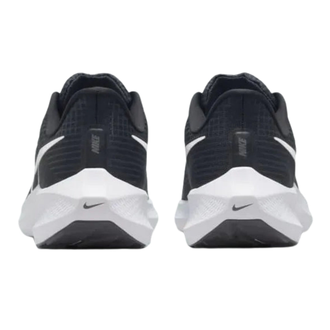 Nike Air Zoom Pegasus 39 Men's Black Running Trainers UK 7