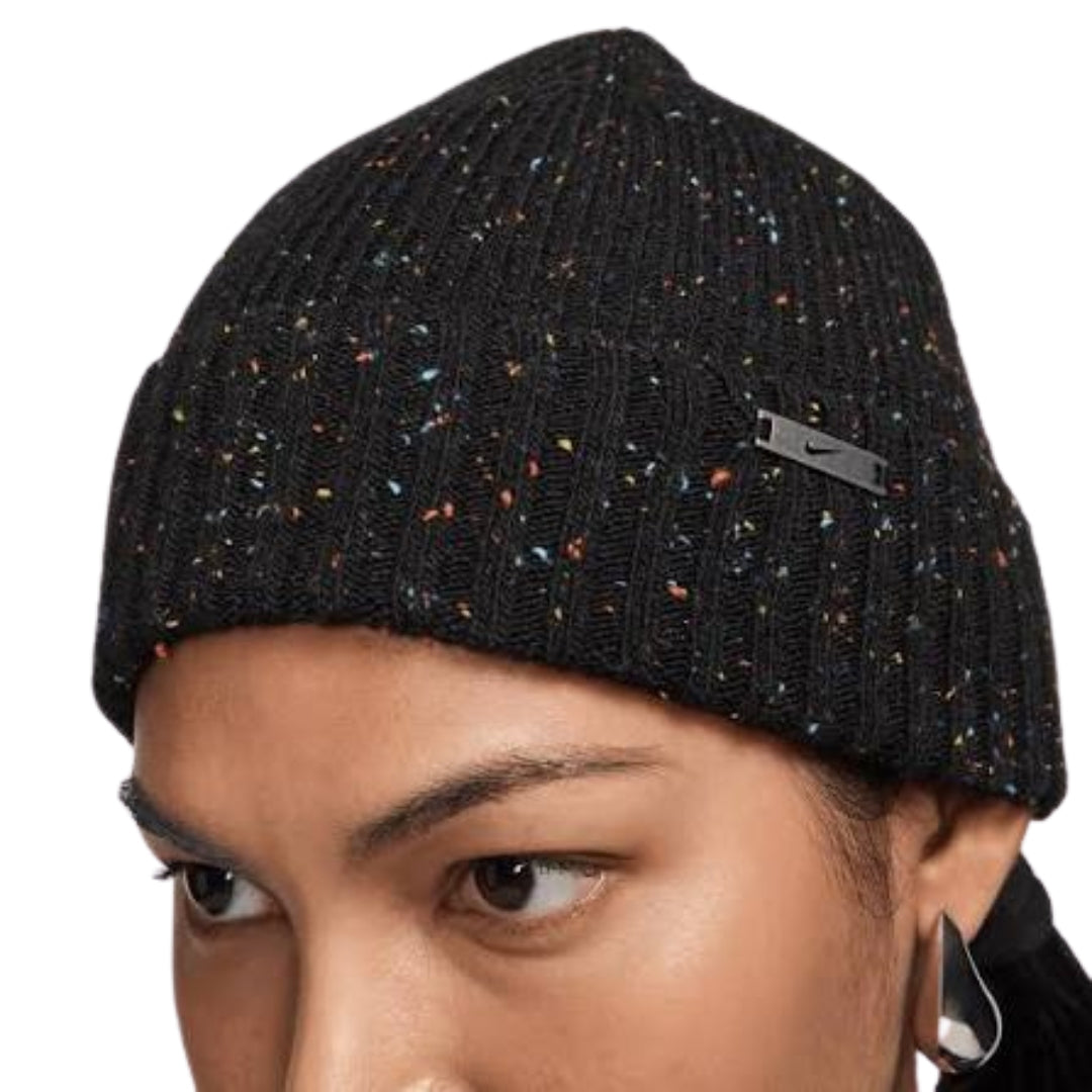 Nike Terra Life Short-Cuff Black Beanie one size