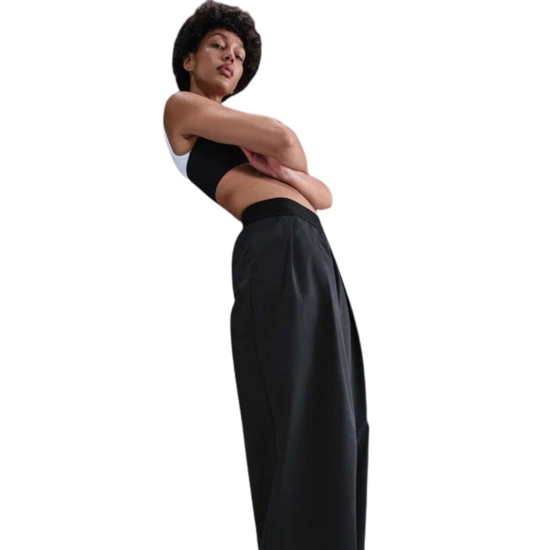 Nike Lightweight Twill Mid Rise Wige Leg Trousers XS